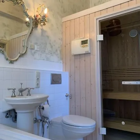 Lux Mit Sauna